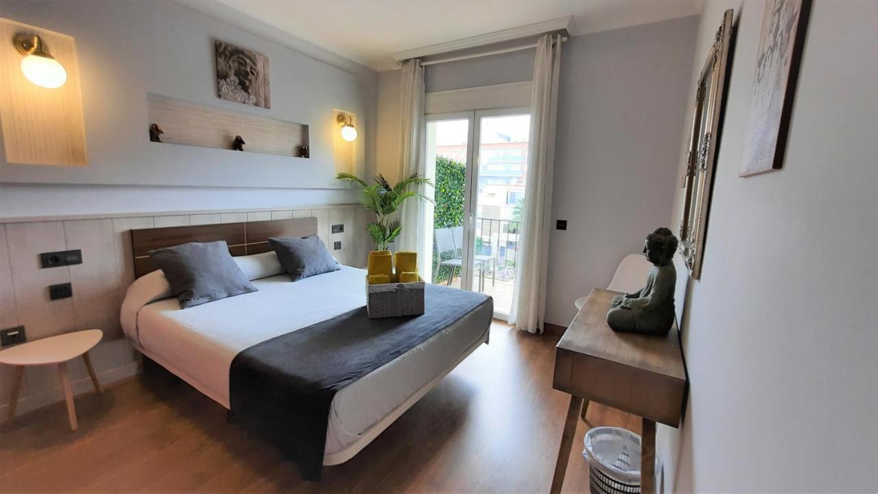 פואנגירולה Apartamento Capri Los Boliches Wifi Gratis Beach 100M מראה חיצוני תמונה